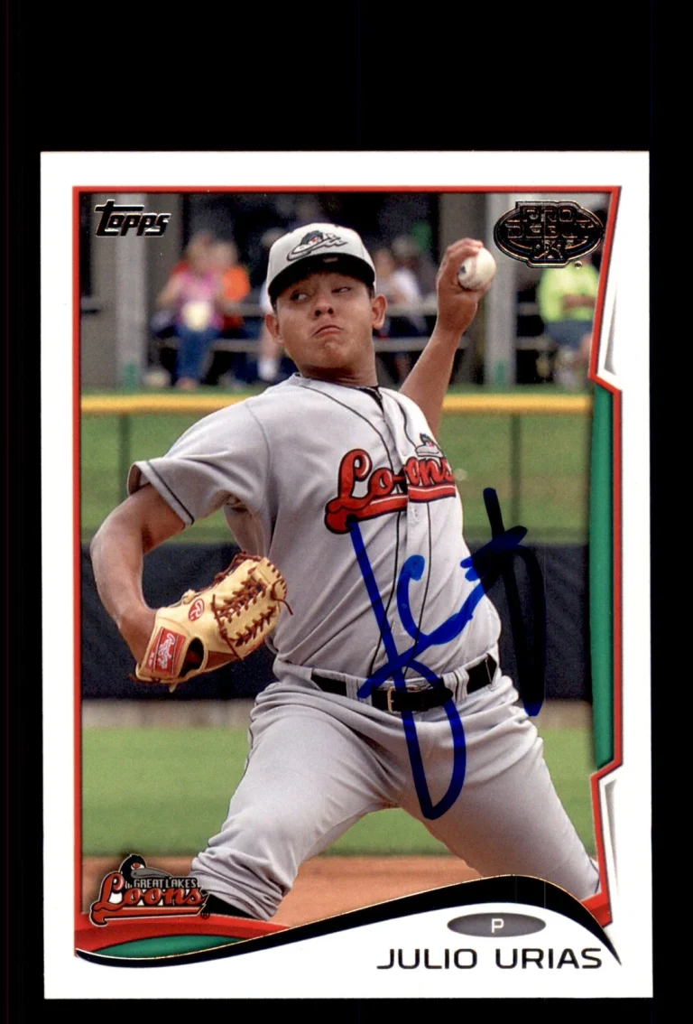 Signed Baseball Card Auto Julio Urias 2014 Topps Pro Debut #172