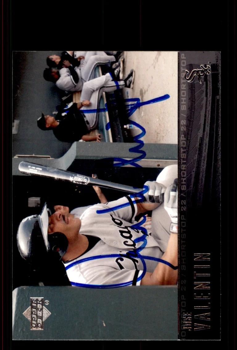 Signed Baseball Card Auto Jose Valentin 2004 Upper Deck #122 Chicago White Sox