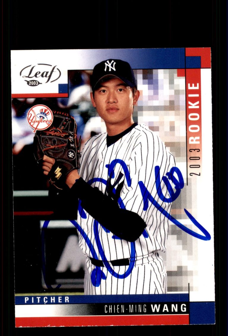 Signed Baseball Card Auto Chien-Ming Wang 2003 Leaf #325 New York Yankees