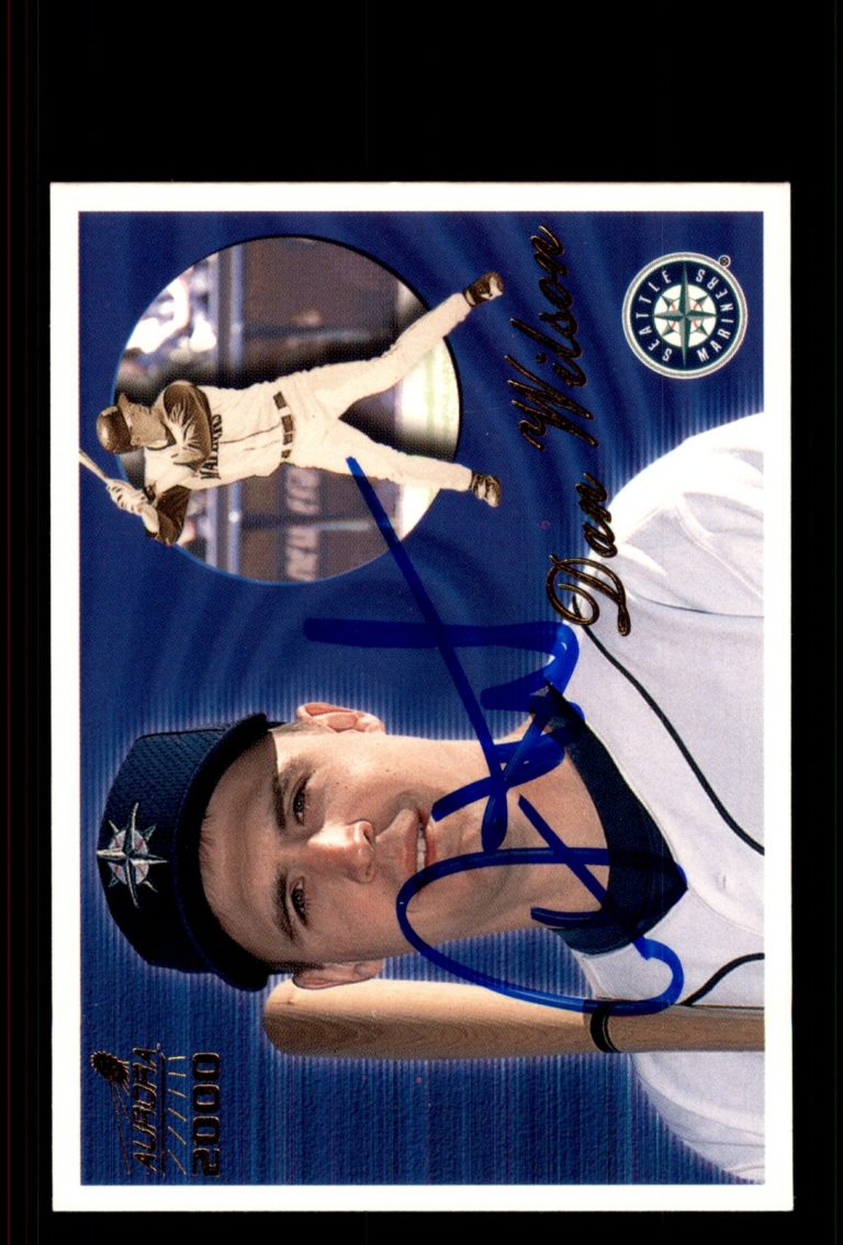 Signed Baseball Card Auto Dan Wilson 2000 Pacific Aurora #136 Seattle Mariners