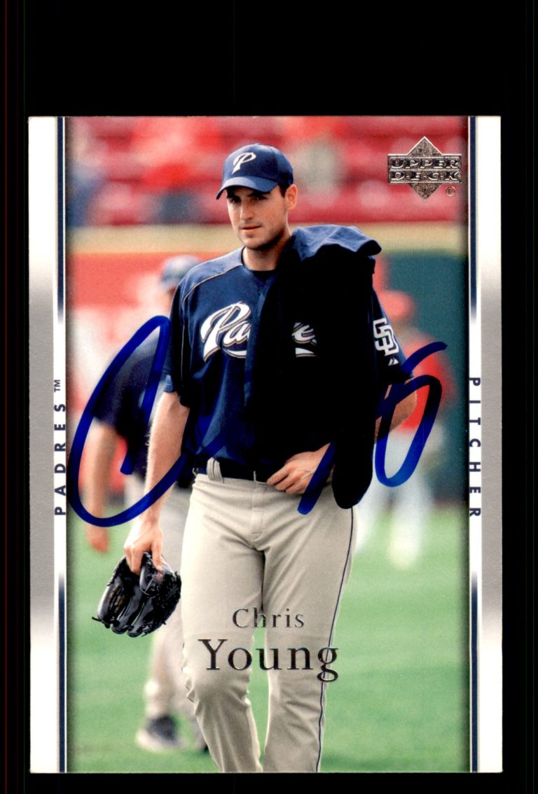 Signed Baseball Card Auto Chris Young 2007 Upper Deck #424 San Diego Padres