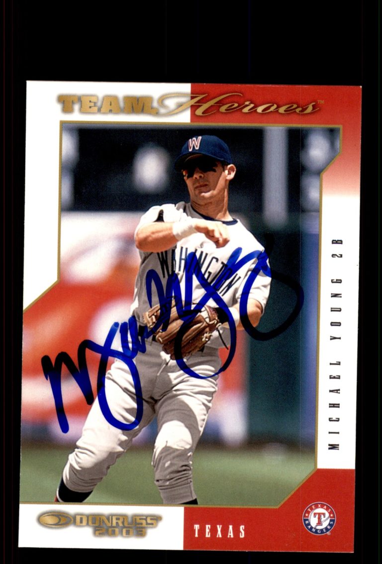 Signed Baseball Card Auto Michael Young 2003 Donruss Team Heroes #525 Rangers