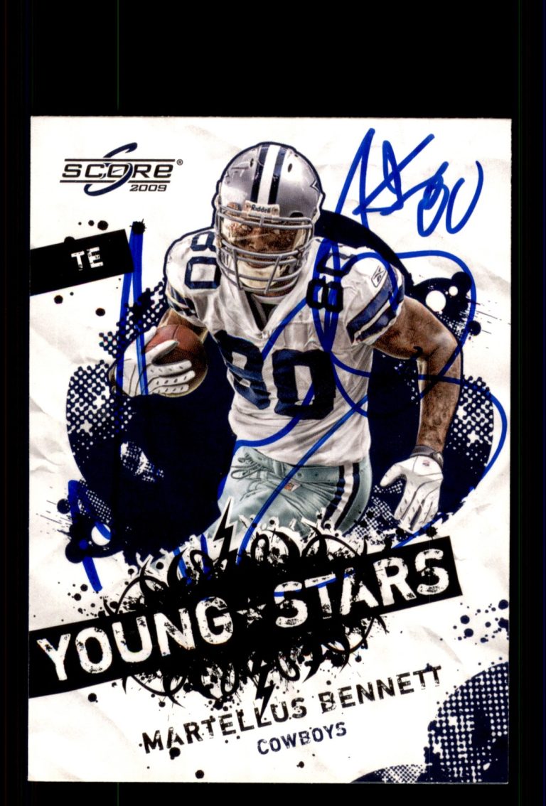 Signed Football Card Auto Martellus Bennett 2009 Score #17 Dallas Cowboys