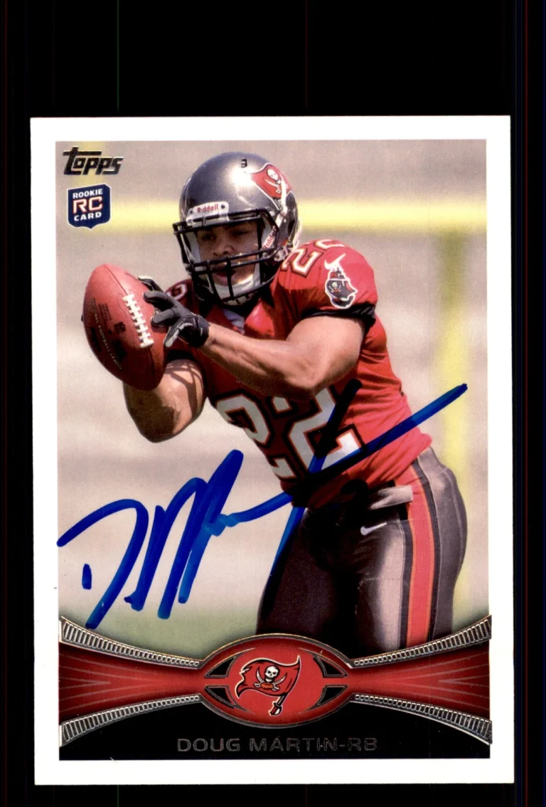 Signed Football Card Auto Doug Martin 2012 Topps #204 Tampa Bay Buccaneers