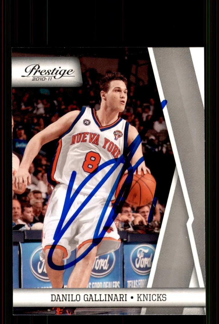 Signed Basketball Card Auto Danilo Gallinari 2010-11 Panini Prestige #77 Knicks