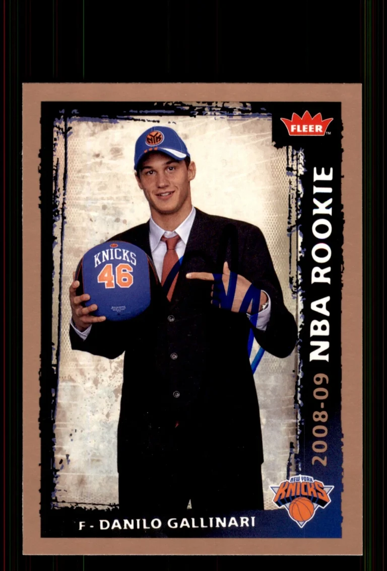 Signed Basketball Card Auto Danilo Gallinari 2008-09 Fleer #206 New York Knicks