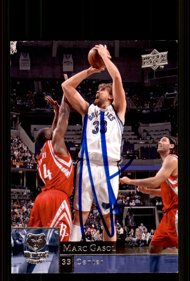 Signed Basketball Card Auto Marc Gasol 2009-10 Upper Deck #88 Memphis Grizzlies