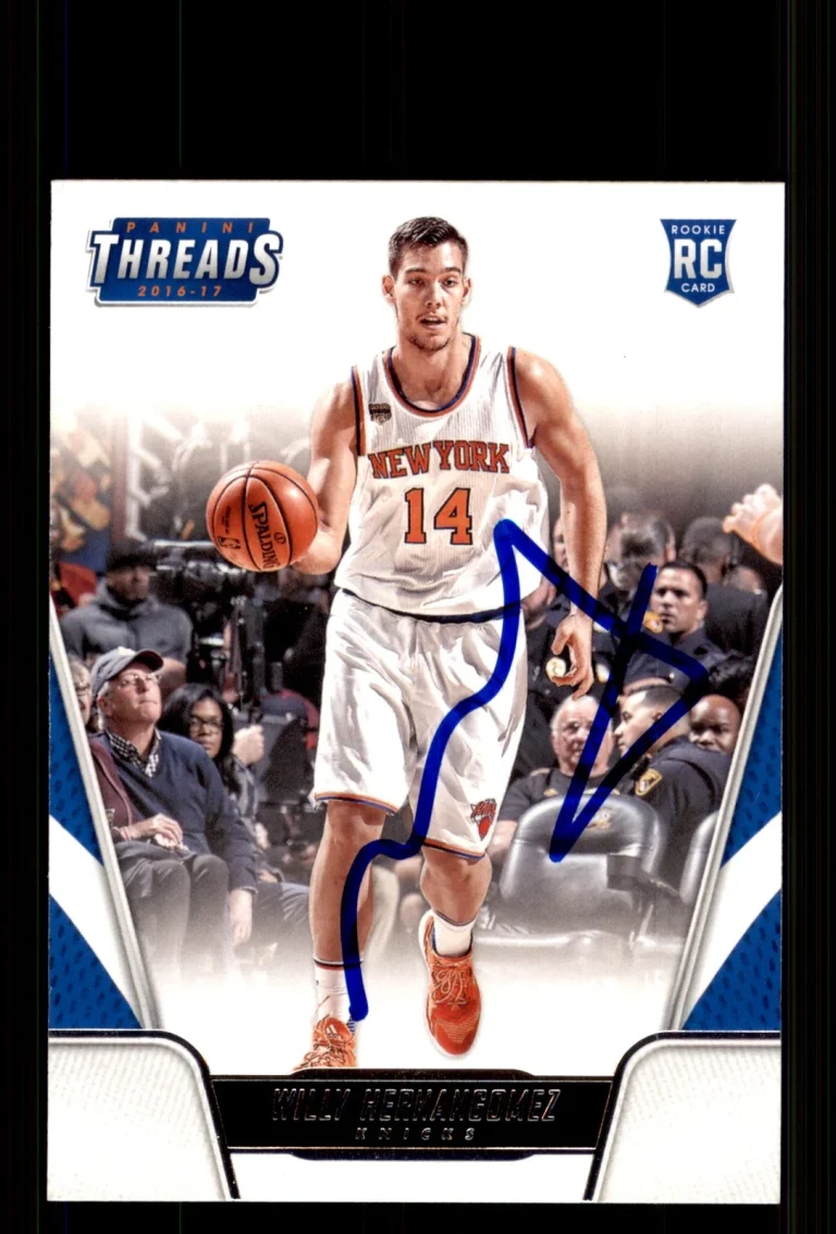 Signed Basketball Card Auto Willy Hernangomez 2016-17 Panini Threads #153 Knicks