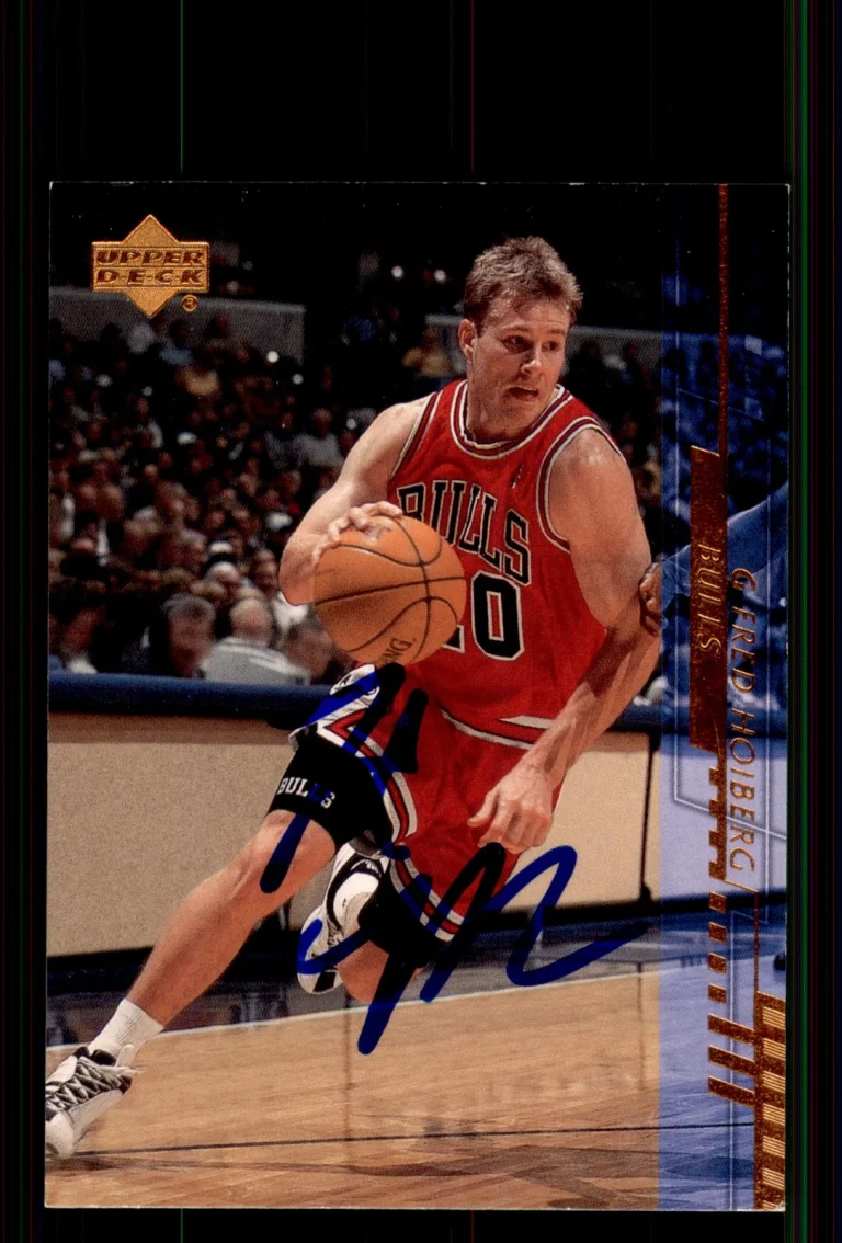 Signed Basketball Card Auto Fred Hoiberg 2000-01 Upper Deck #24 Chicago Bulls