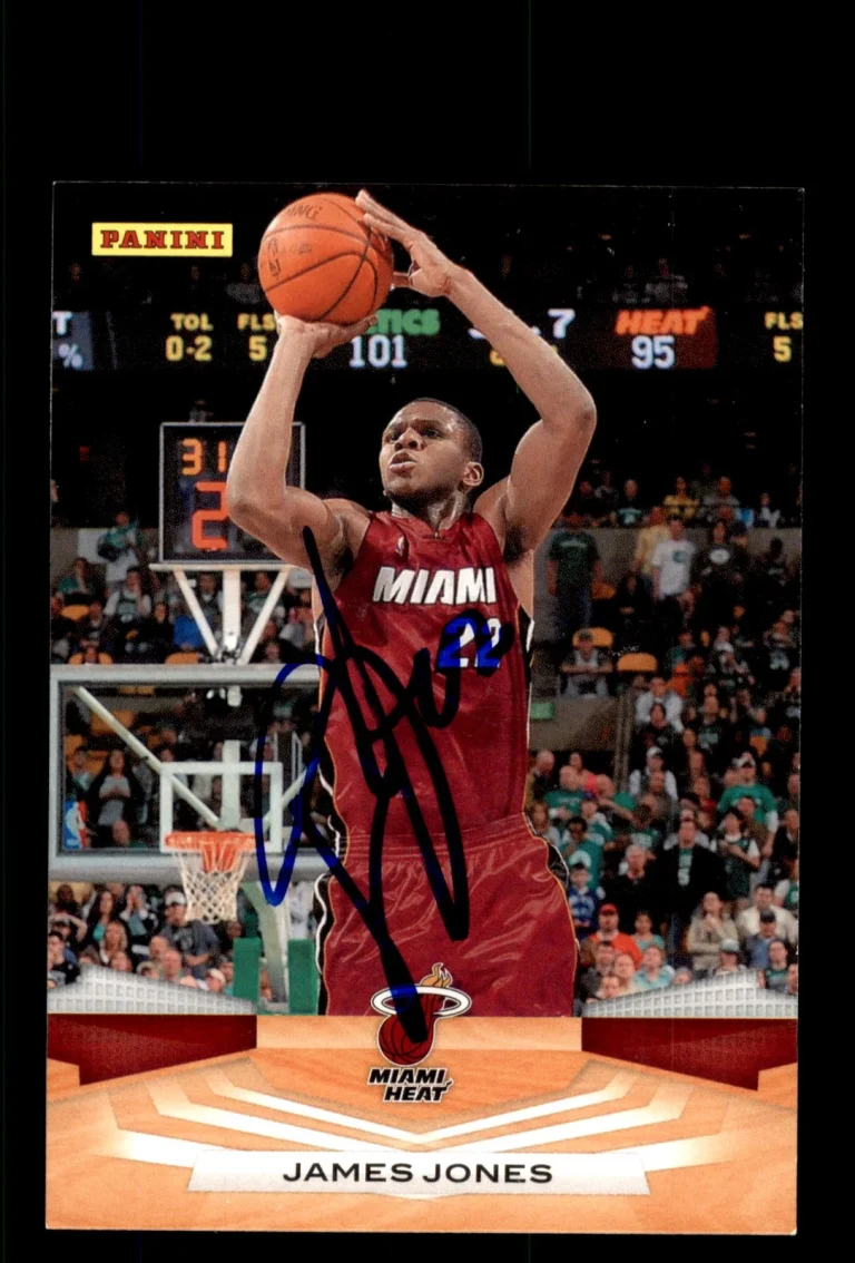 Signed Basketball Card Auto James Jones 2009-10 Panini #128 Miami Heat
