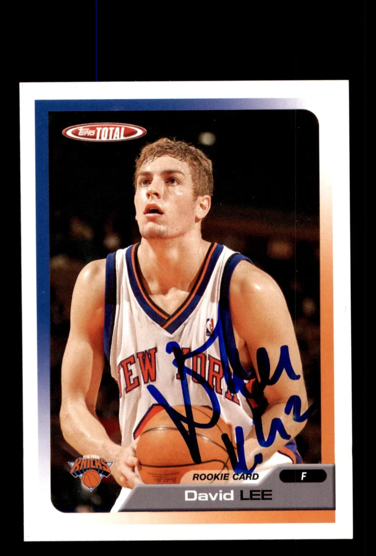 Signed Basketball Card Auto David Lee 2005-06 Topps Total #248 New York Knicks