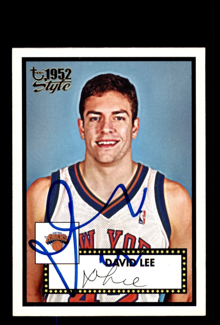 Signed Basketball Card Auto David Lee 2005-06 Topps 1952 Style #153 Knicks