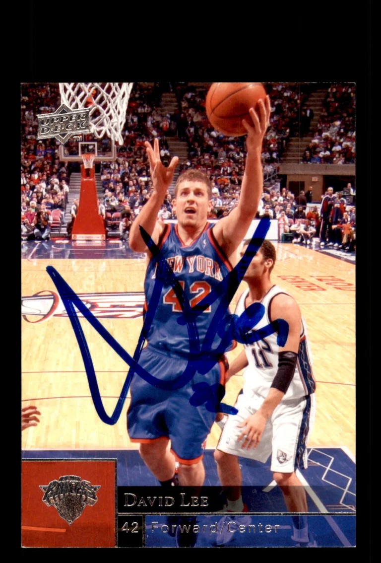 Signed Basketball Card Auto David Lee 2009-10 Upper Deck #130 New York Knicks