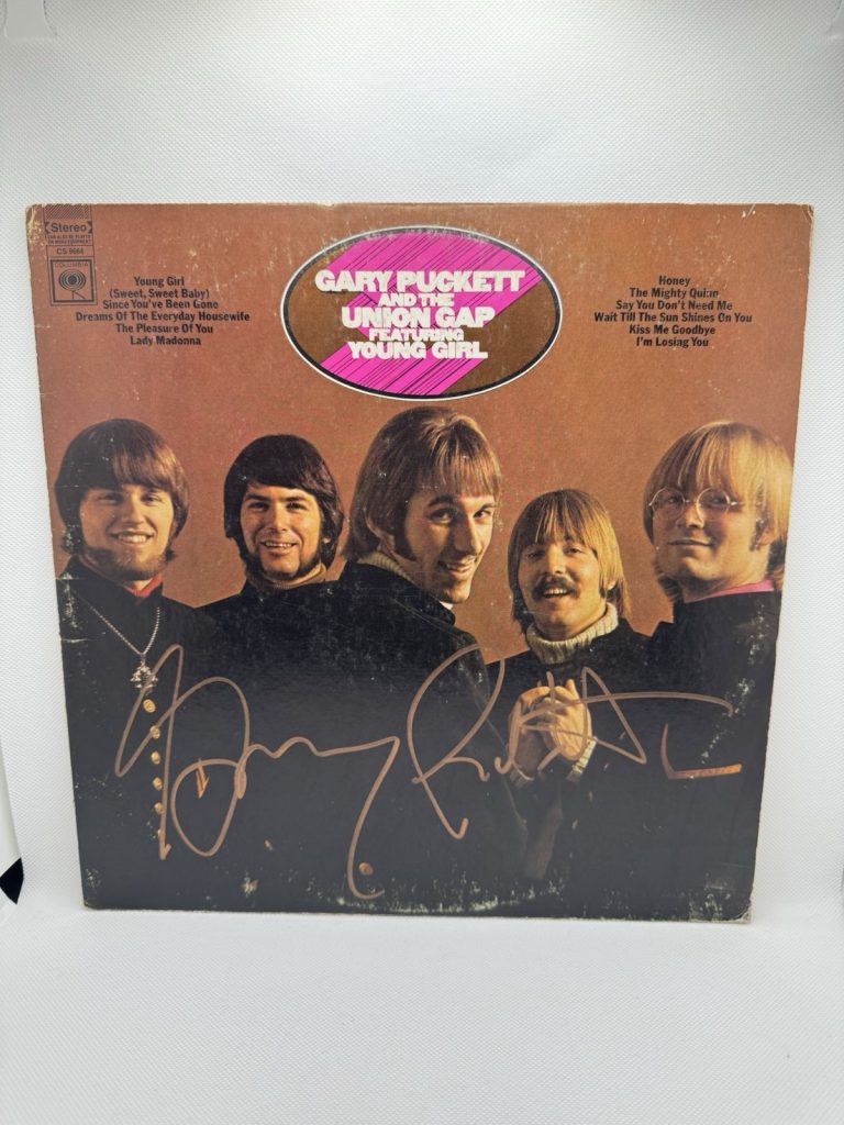 GARY PUCKETT AND THE UNION GAP SIGNED VINYL YOUNG GIRL  PSA/DNA COA AUTOGRAPH LP