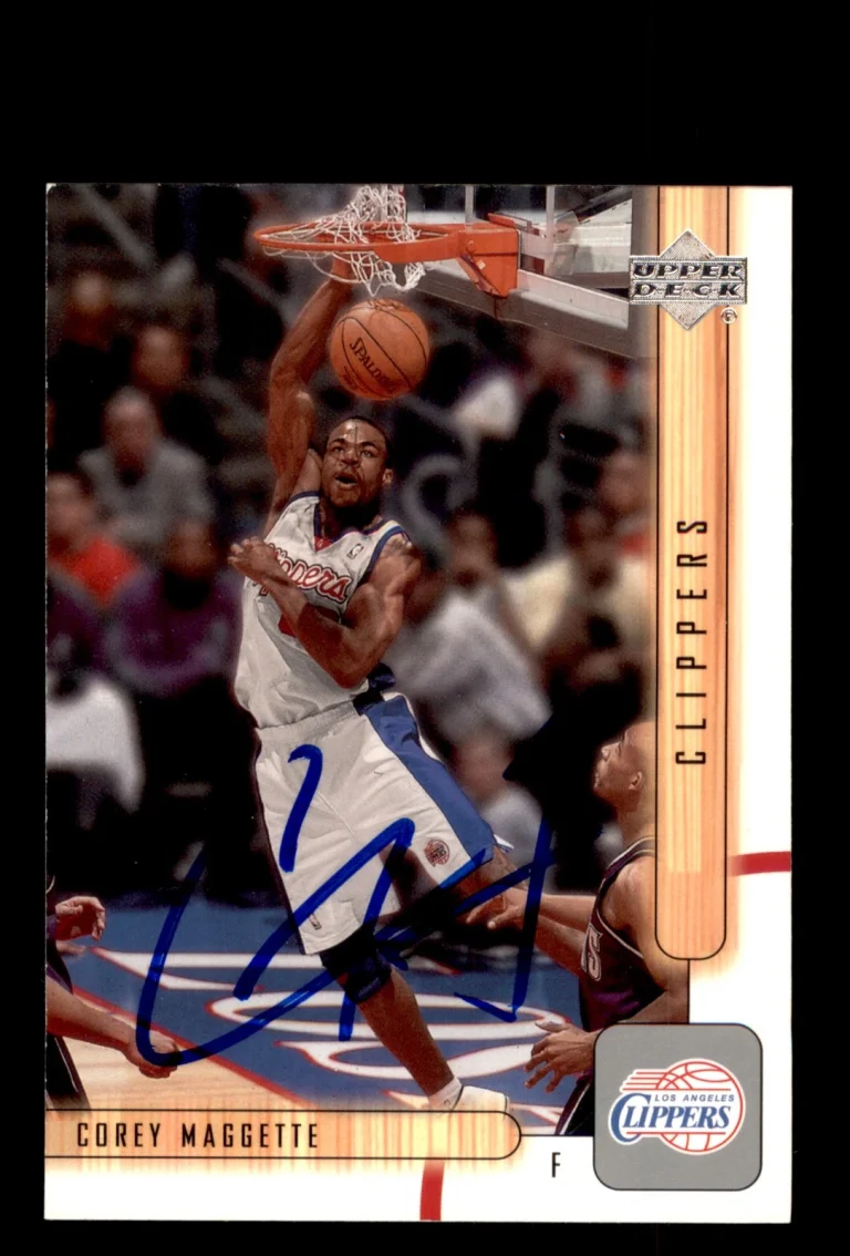 Signed Basketball Card Auto Corey Maggette 2001-02 Upper Deck #71 Clippers