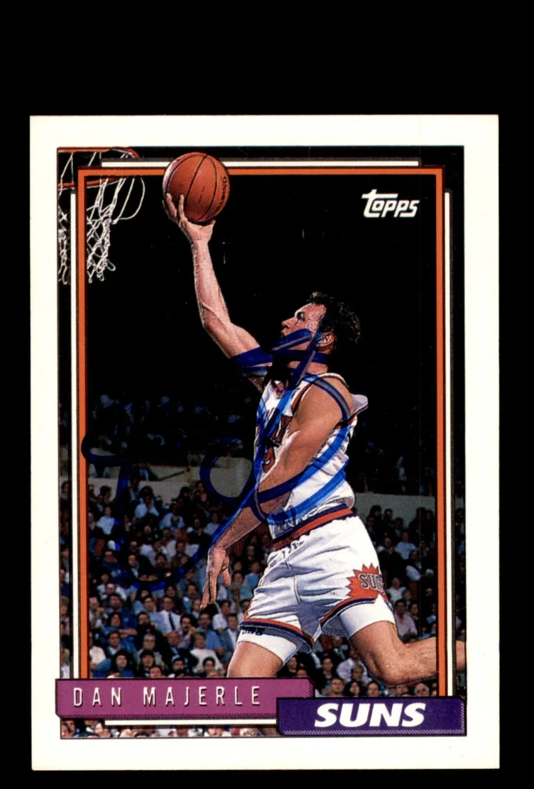 Signed Basketball Card Auto Dan Majerle 1992-93 Topps #326 Phoenix Suns