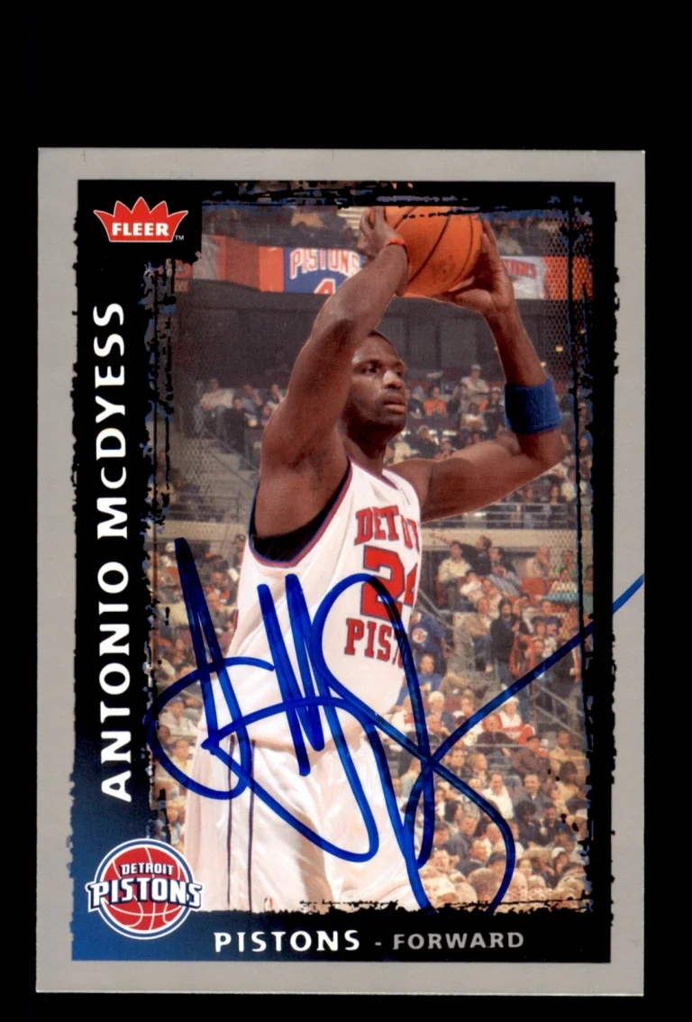 Signed Basketball Card Auto Antonio McDyess 2008-09 Fleer #14 Detroit Pistons