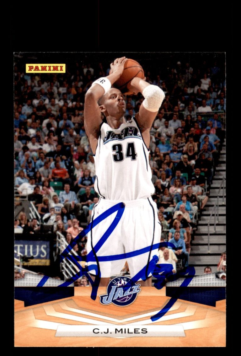 Signed Basketball Card Auto C.J. Miles 2009-10 Panini #237 Utah Jazz