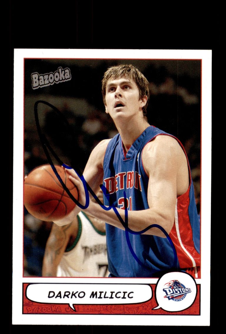Signed Basketball Card Auto Darko Milicic 2004-05 Bazooka #165 Detroit Pistons