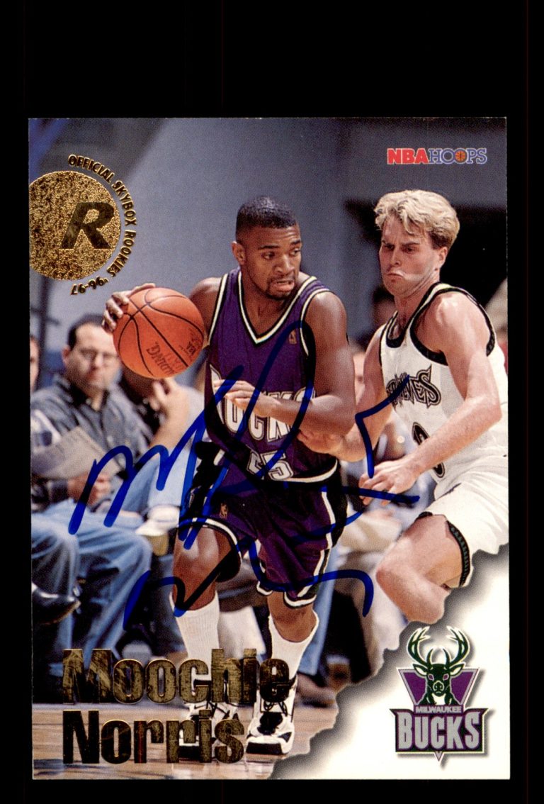 Signed Basketball Card Auto Moochie Norris 1996-97 Hoops #305 Milwaukee Bucks