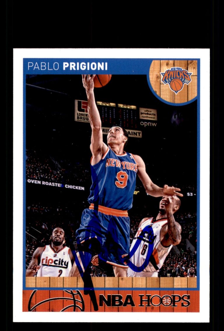 Signed Basketball Card Auto Pablo Prigioni 2013-14 Hoops #93 New York Knicks