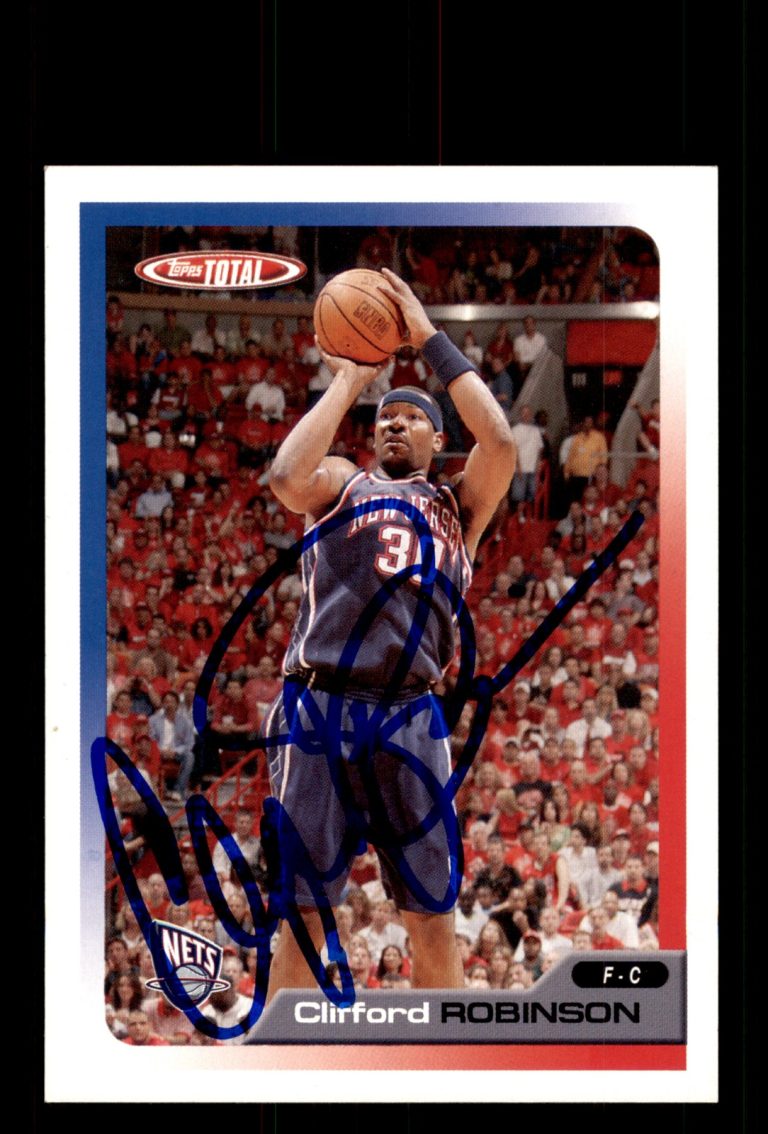 Signed Basketball Card Auto Clifford Robinson 2005-06 Topps Total #155 Nets