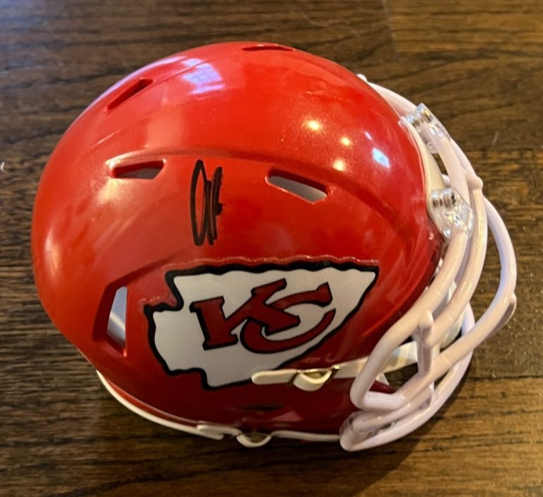 ISIAH PACHECO SIGNED FOOTBALL MINI HELMET KANSAS CITY CHIEFS AUTO JSA COA