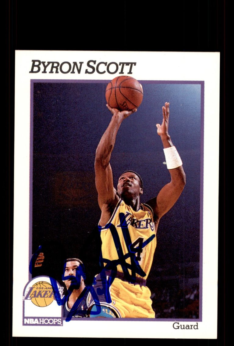 Signed Basketball Card Auto Byron Scott 1991-92 Hoops #103 Los Angeles Lakers