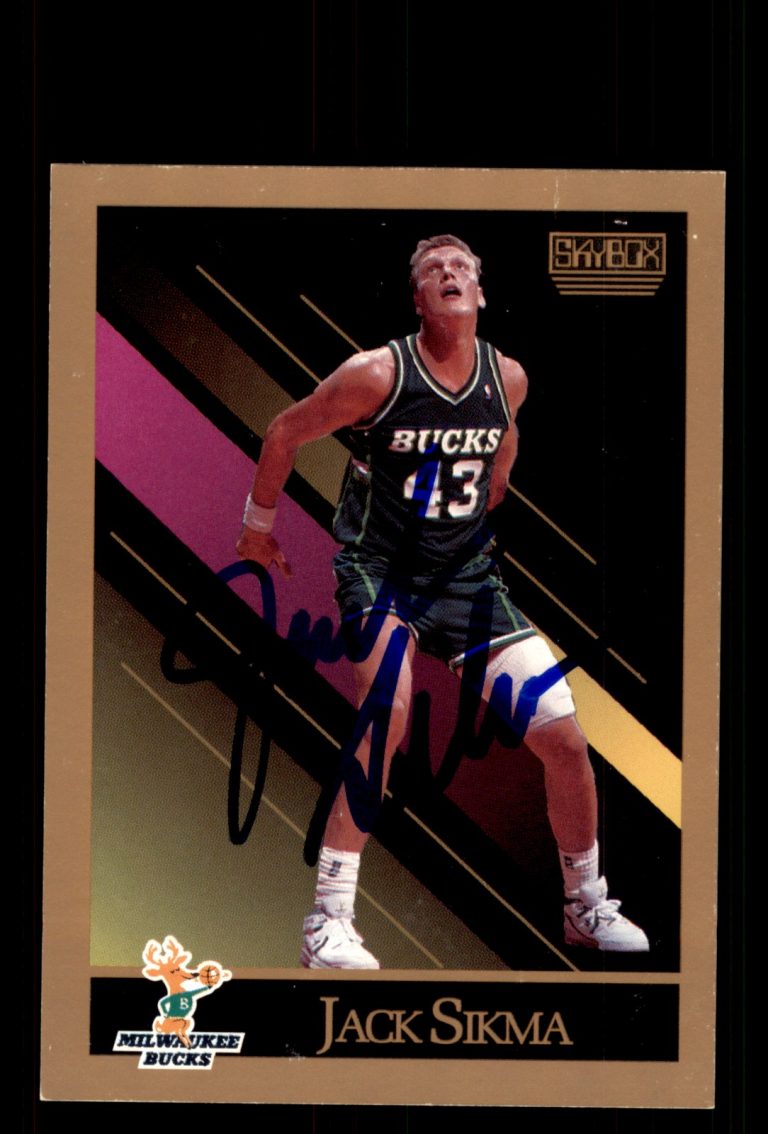 Signed Basketball Card Auto Jack Sikma 1990-91 SkyBox #166 Milwaukee Bucks