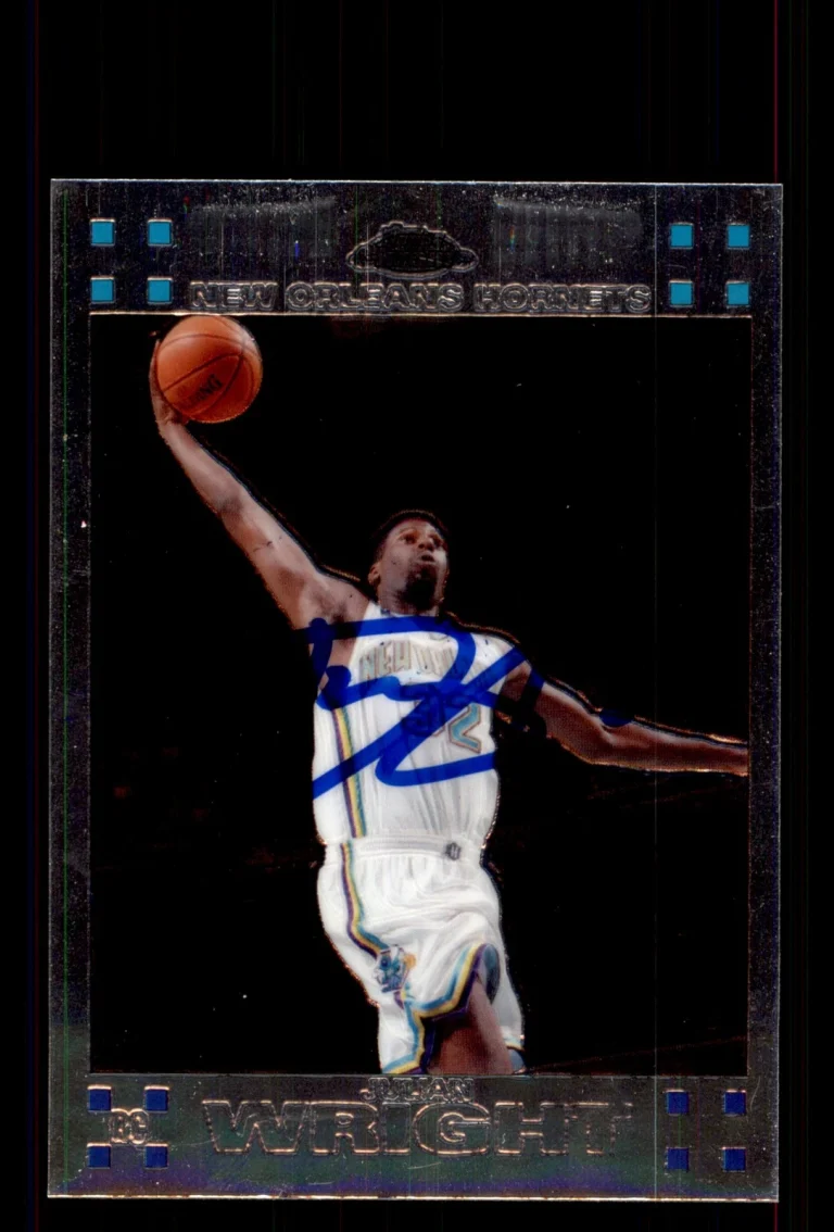 Signed Basketball Card Auto Julian Wright 2007-08 Topps Chrome #113 Hornets