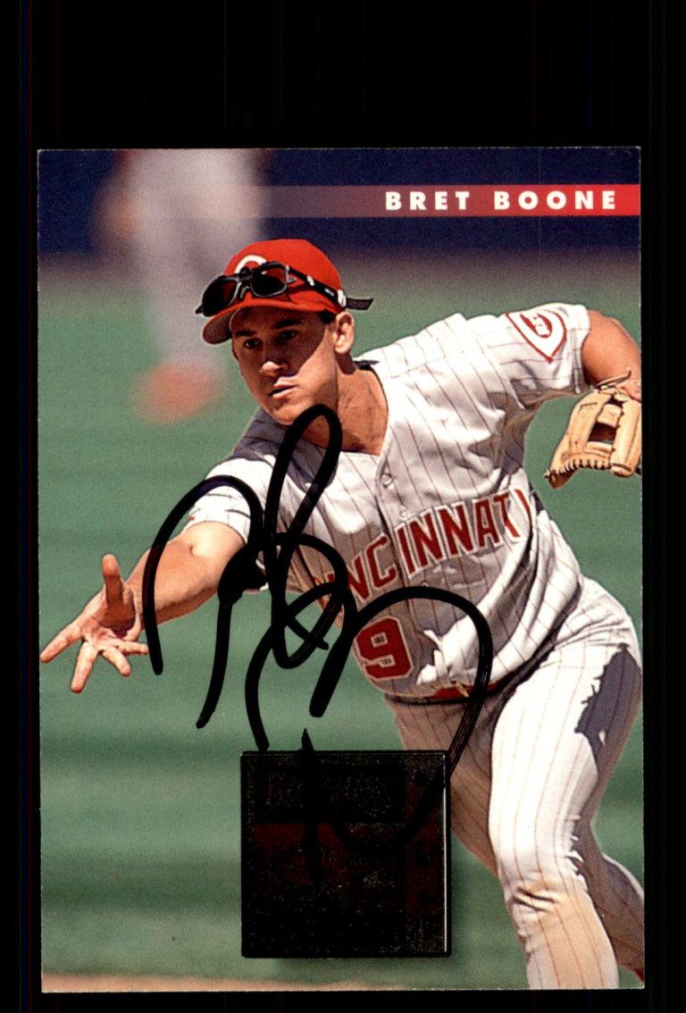 Signed Baseball Card Auto Bret Boone 1996 Donruss #178 Cincinnati Reds