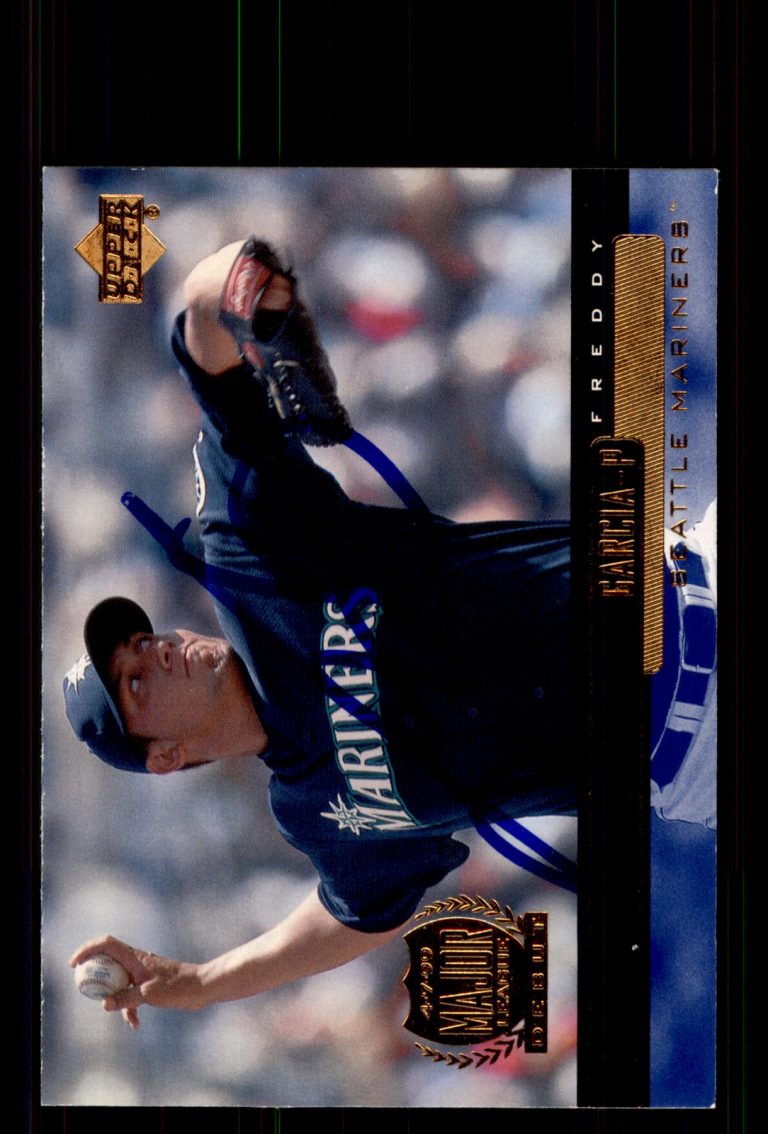 Signed Baseball Card Auto Freddy Garcia 2000 Upper Deck #495 Seattle Mariners