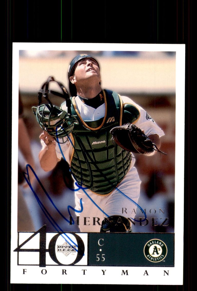 Signed Baseball Card Auto Ramon Hernandez 2003 Upper Deck 40-Man #48 A's