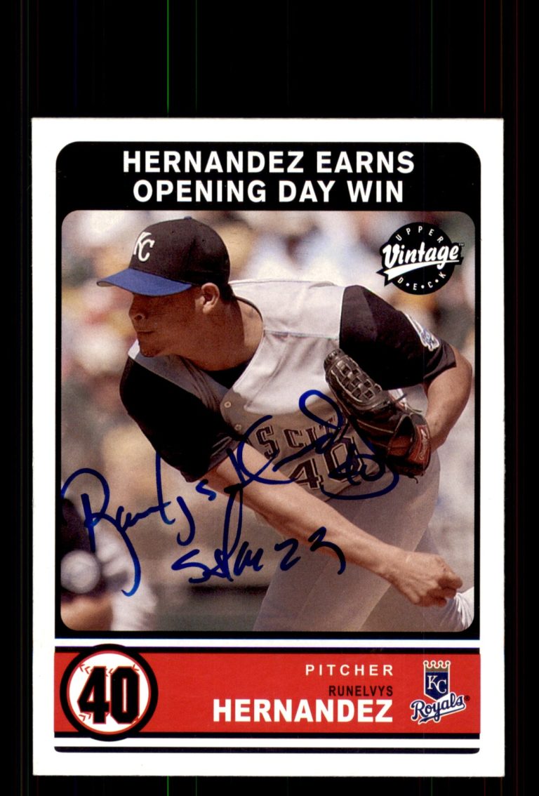Signed Baseball Card Auto Runelvys Hernandez 2003 Upper Deck Vintage #287 Royals