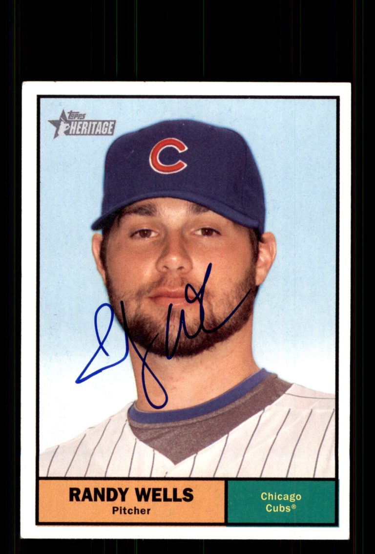 Signed Baseball Card Auto Randy Wells 2010 Topps Heritage #379 Chicago Cubs