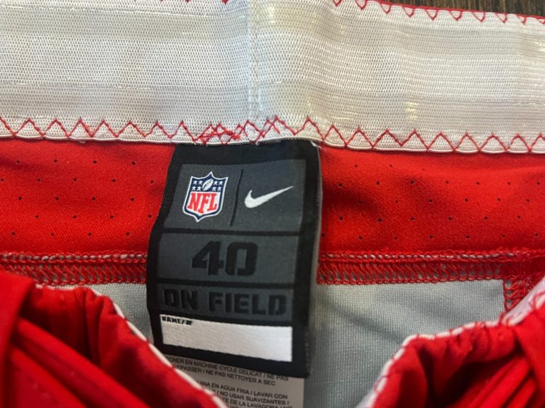 2017 GAME ISSUED KANSAS CITY CHIEFS FOOTBALL PANTS * NOT USED * RED SIZE 40