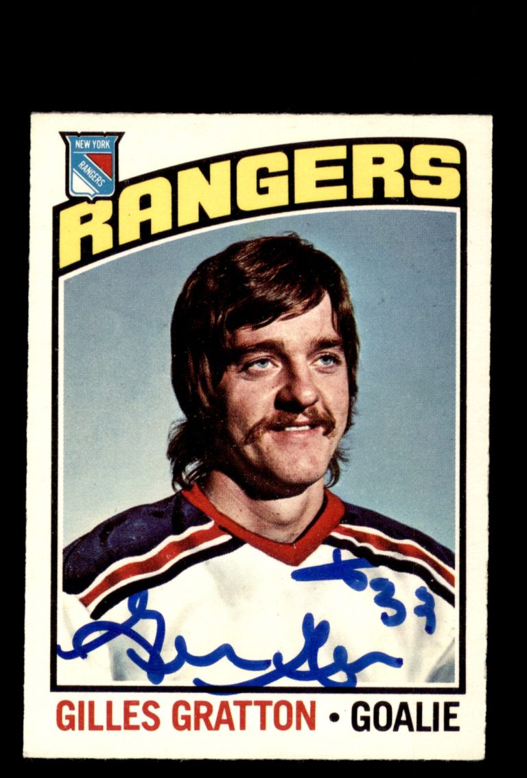 Signed Hockey Card Auto Gilles Gratton 1976-77 O-Pee-Chee #28 New York Rangers