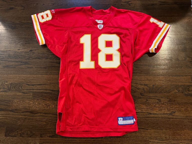 KANSAS CITY CHIEFS GAME USED ? ISSUED FOOTBALL JERSEY NO NAME PRO CUT RED #18
