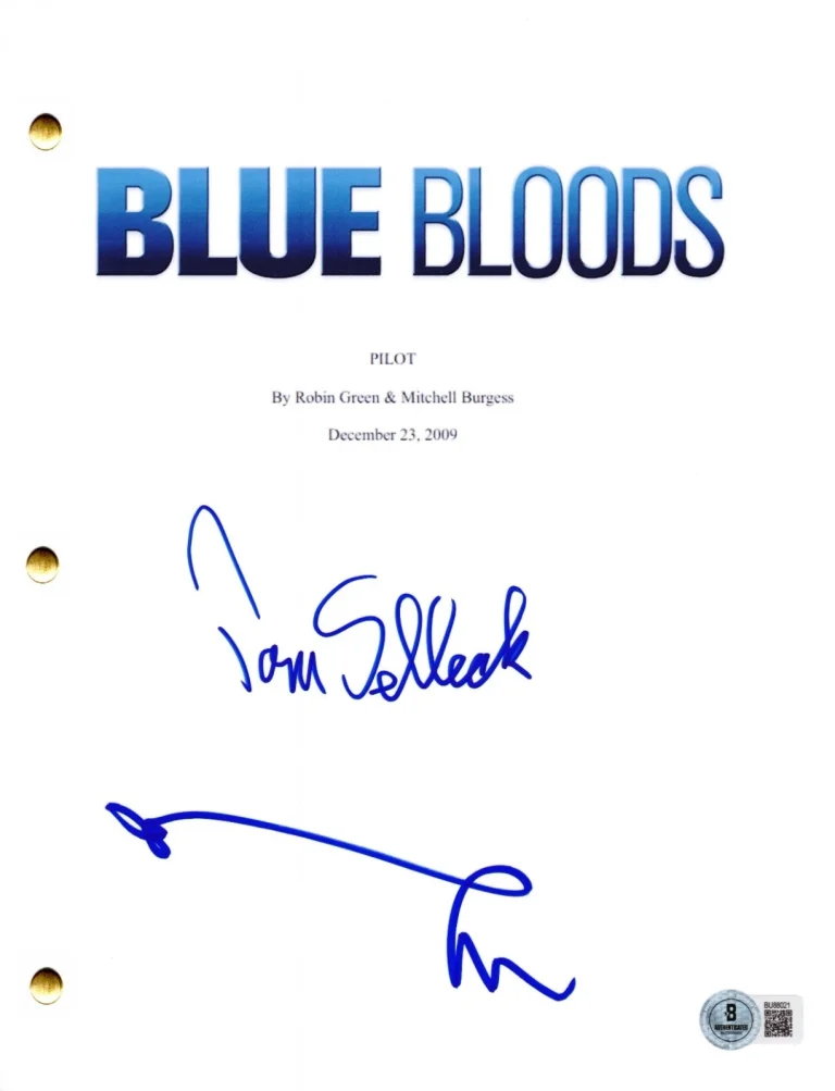 Tom Selleck Donnie Wahlberg Signed Blue Bloods Pilot Script Autograph Beckett