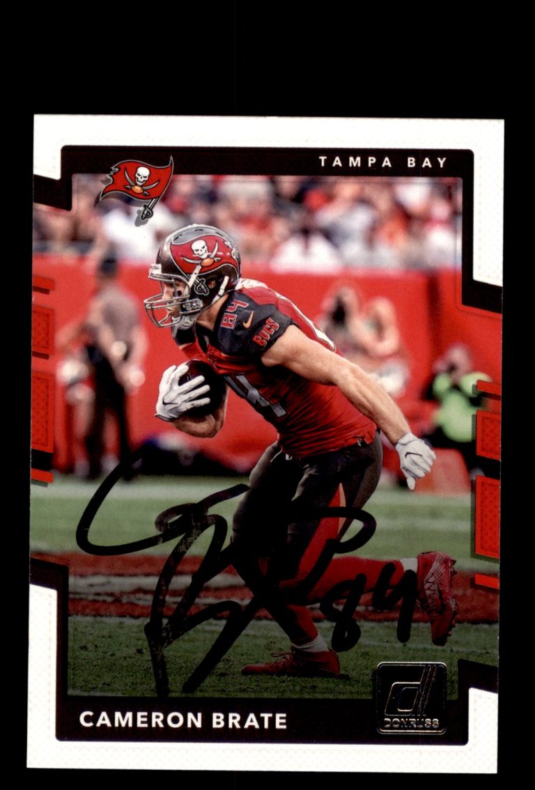 Signed Football Card Auto Cameron Brate 2017 Donruss #19 Tampa Bay Buccaneers
