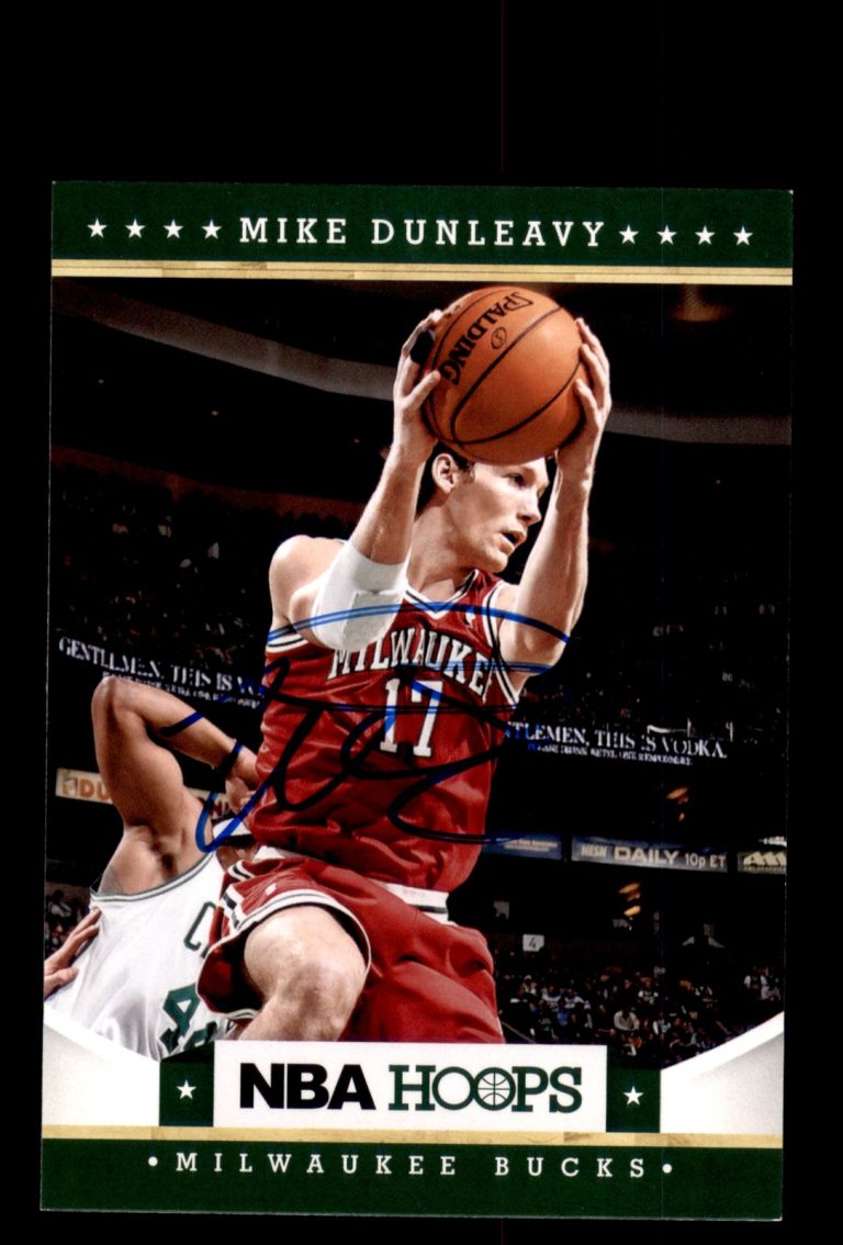 Signed Basketball Card Auto Mike Dunleavy 2012-13 Hoops #105 Milwaukee Bucks