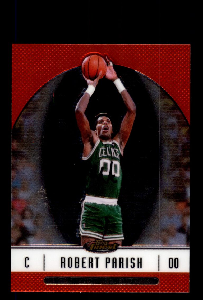 Signed Basketball Card Auto Robert Parish 2006-07 Finest #45 Boston Celtics