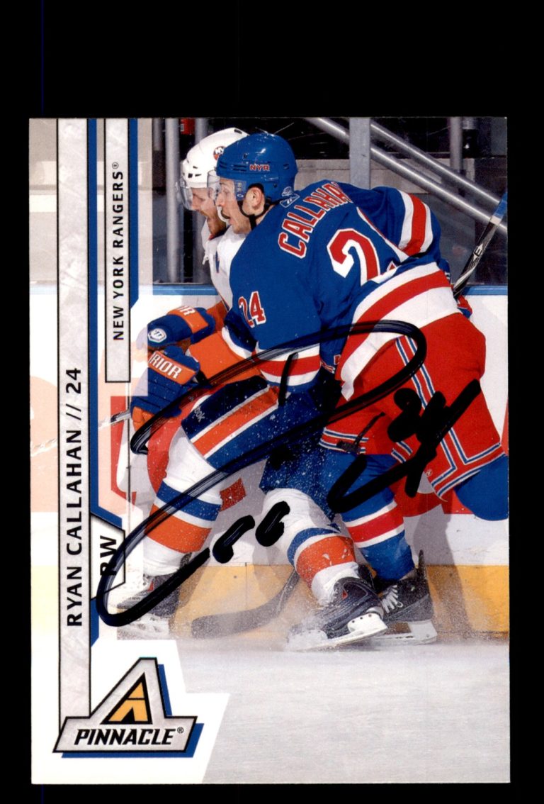 Signed Hockey Card Auto Ryan Callahan 2010-11 Panini Pinnacle #69 Rangers