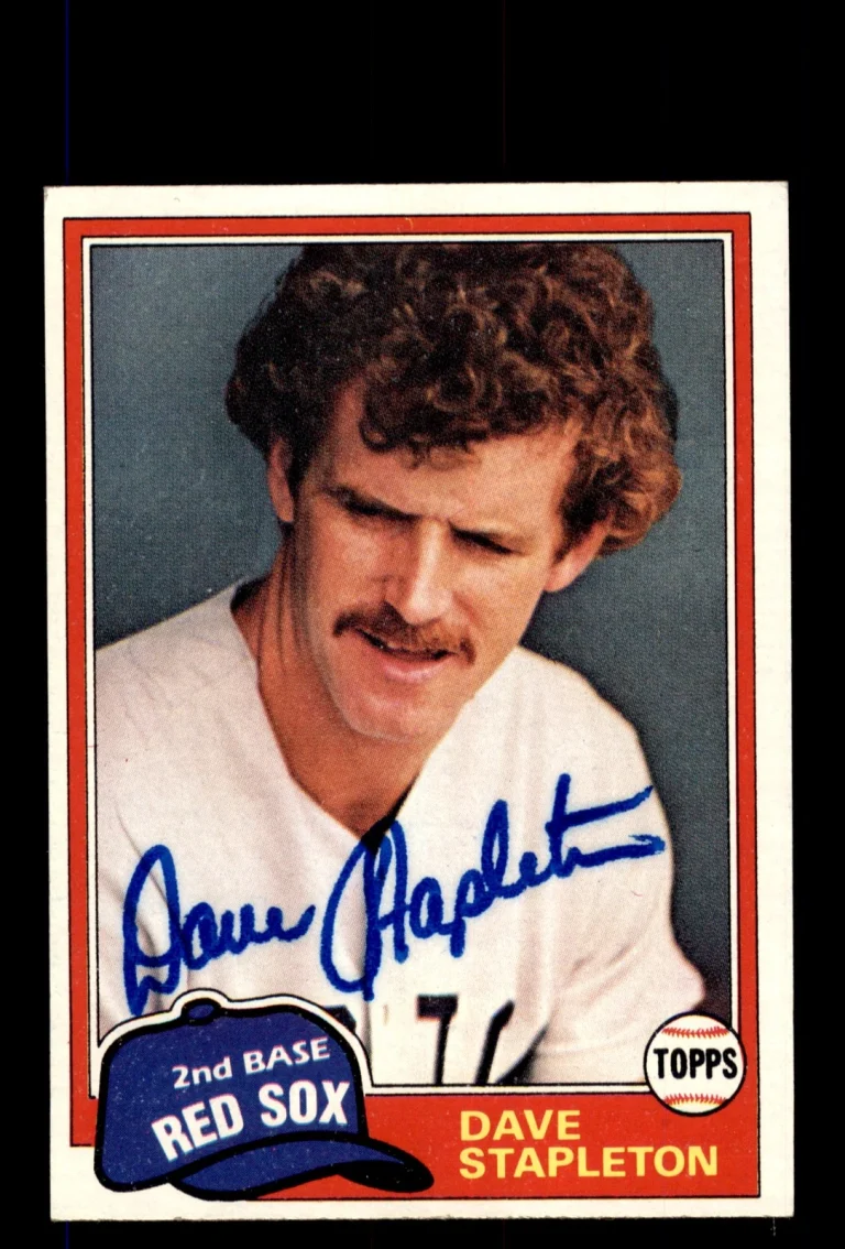 Signed Baseball Card Auto Dave Stapleton 1981 Topps #81 Boston Red Sox