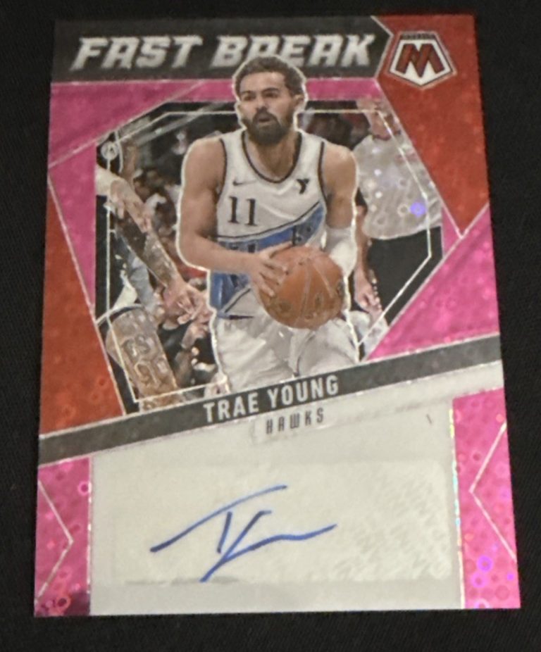 2024-25 Panini Mosaic Fast Break Trae Young Auto Pink Disco Prizm /15 SP Hawks