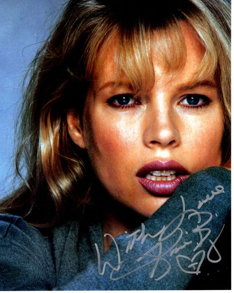 KIM BASINGER Signed Autographed Photo