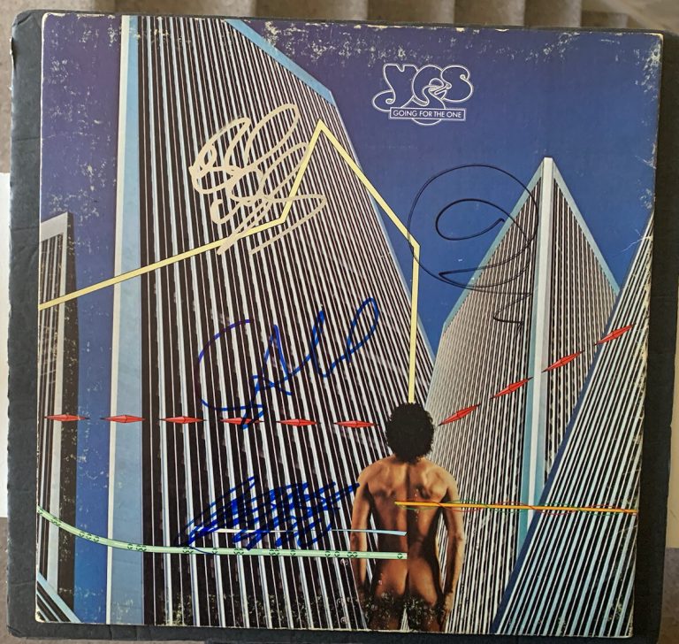 YES SIGNED VINYL  JON ANDERSON x4 going for the one JSA Alan white Howe wakeman
