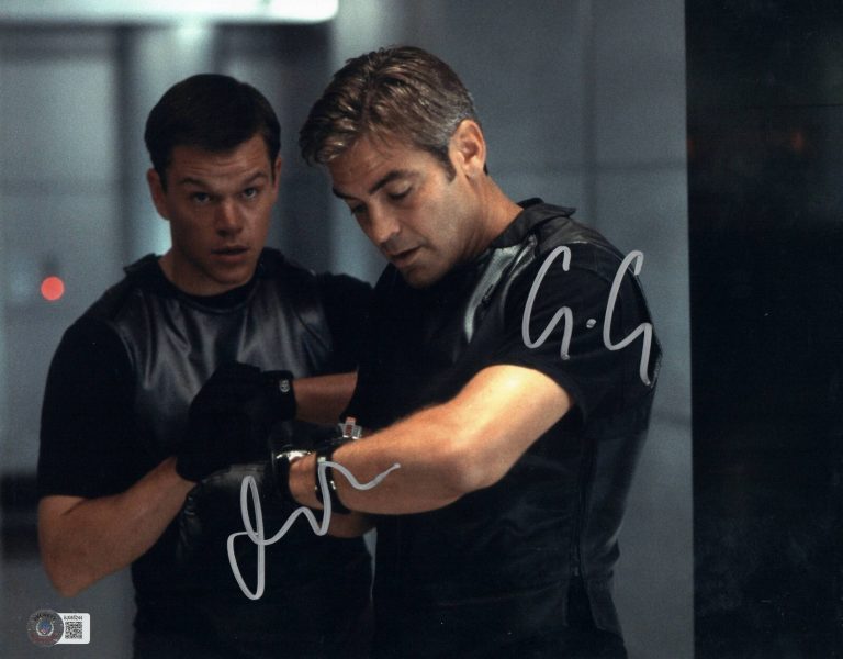 George Clooney Matt Damon Signed 11x14 Photo Ocean's Eleven Autograph Beckett