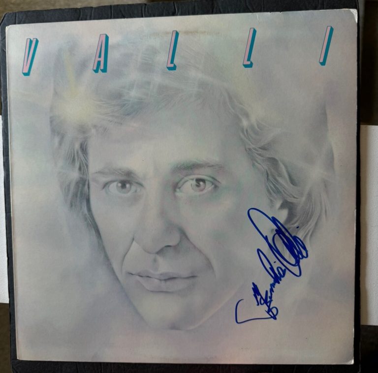 FRANKIE VALLI SIGNED VINYL VALLI AUTOGRAPHED PSA/DNA THE FOUR 4 SEASONS RECORD
