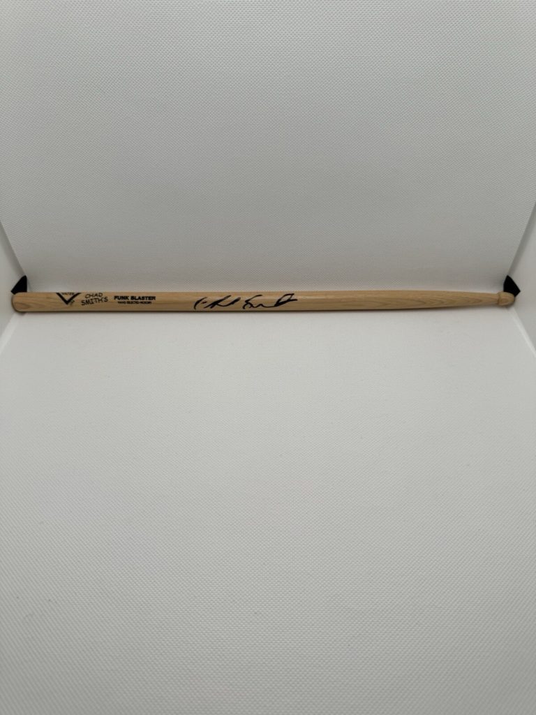 CHAD SMITH RED HOT CHILI PEPPERS SIGNED VATER SIGNATURE DRUM STICK JSA AUTOGRAPH